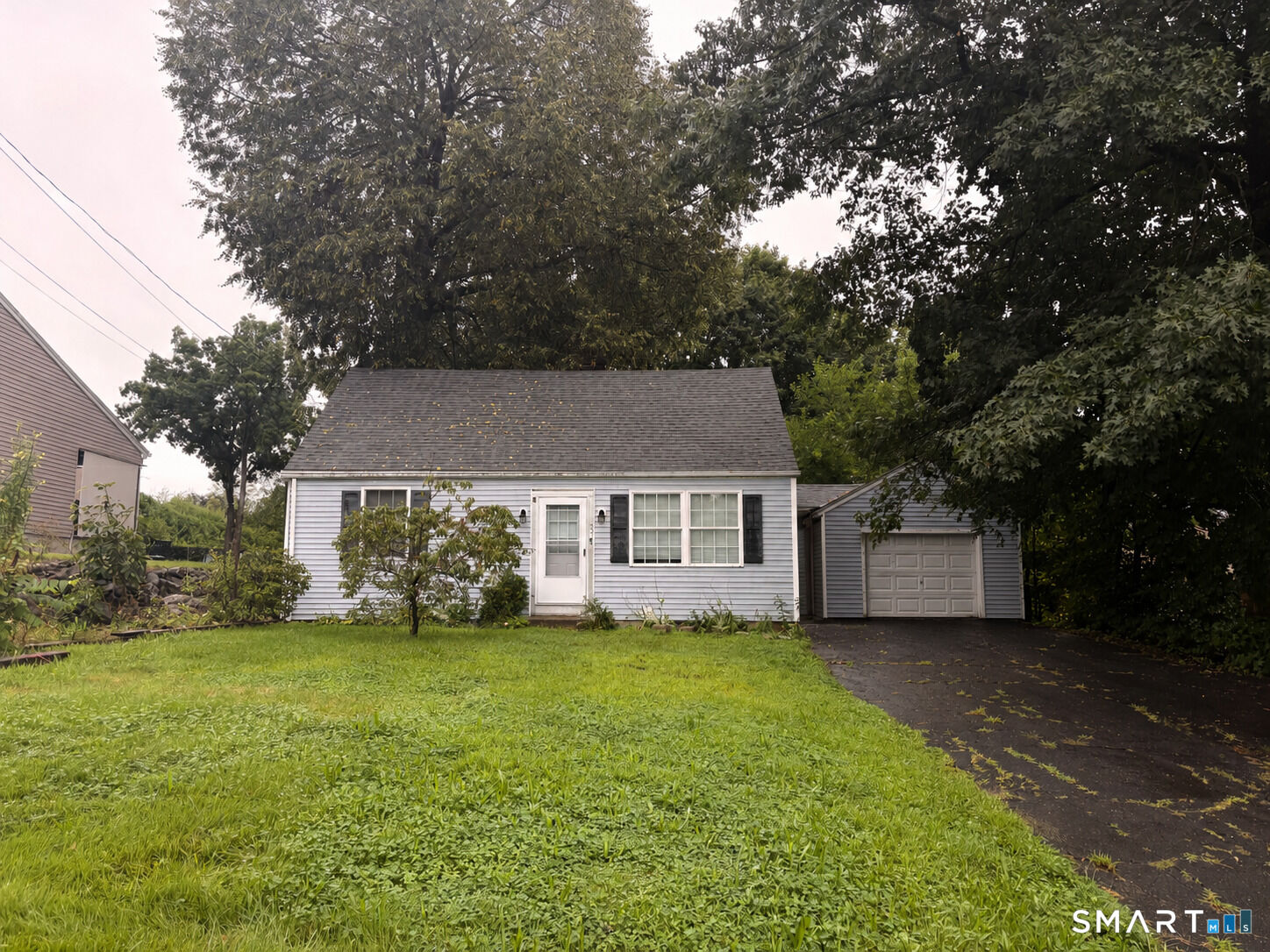 Property Photo:  95 Morningside Drive East  CT 06010 