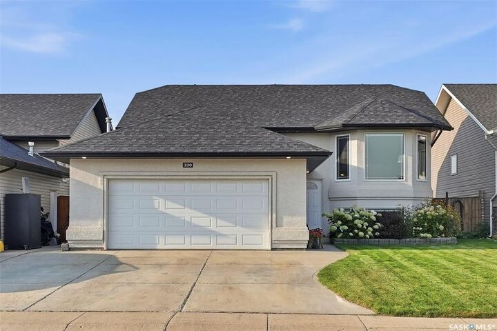 220 Floyd Court — photo 1