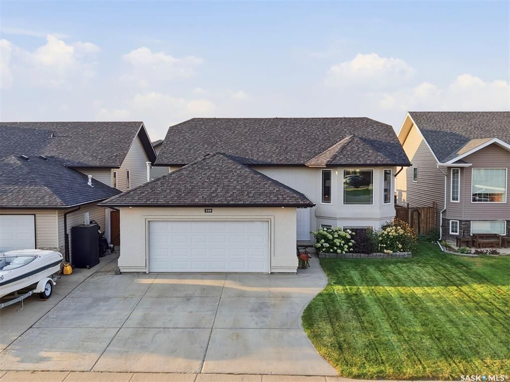 Photo de la propriété: 220 Floyd Court SK S0K 4S1
