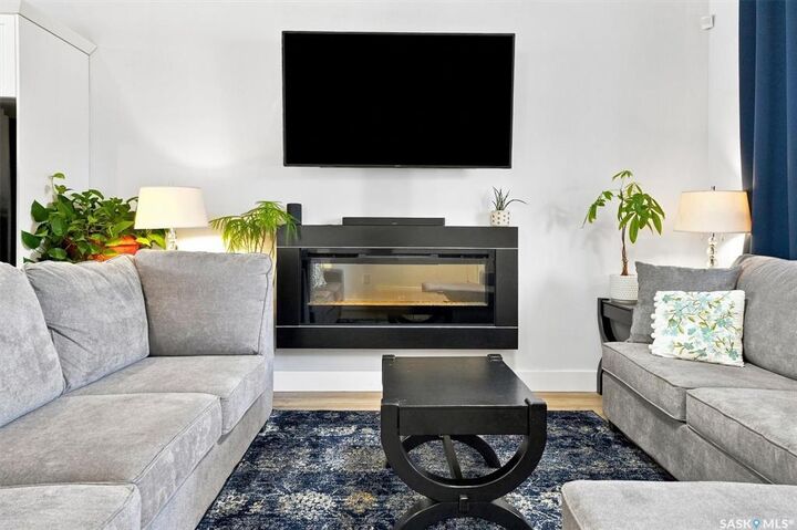 Property Photo: 636 Meadows Boulevard SK S7V 0M5