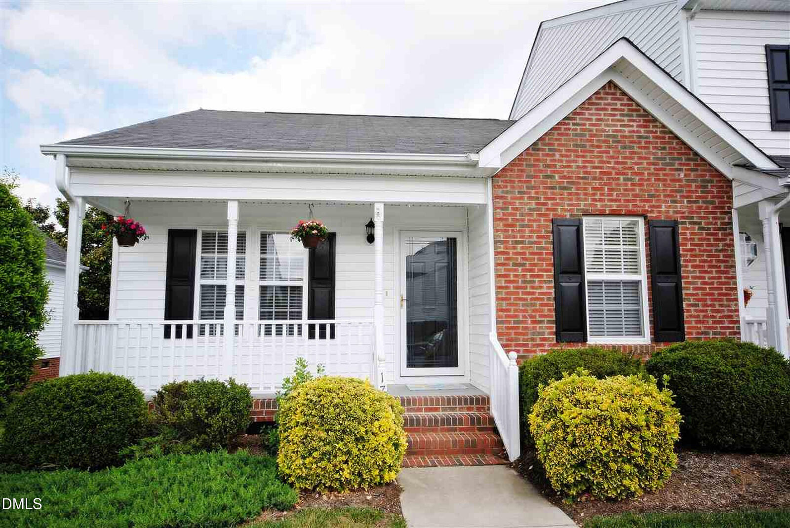 Property Photo:  1716 Stroll Circle  NC 27526 