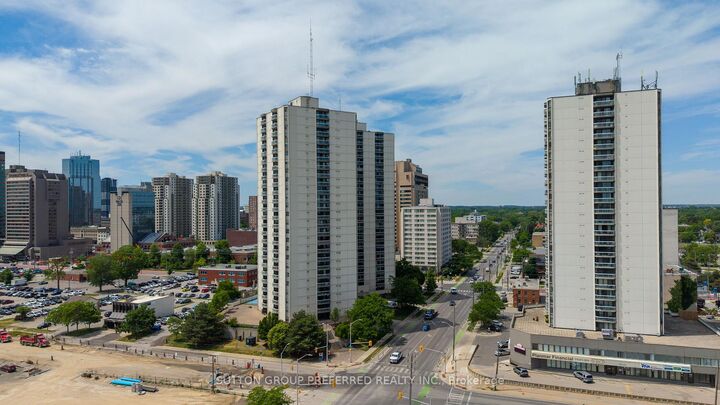Property Photo: 363 Colborne Street 704 ON N6B 3N3