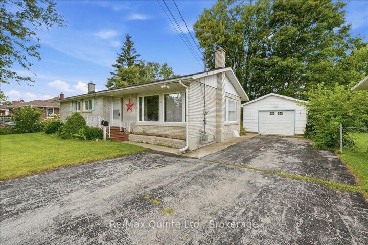 Property Photo:  5 Simeon Street  ON K0K 2T0 
