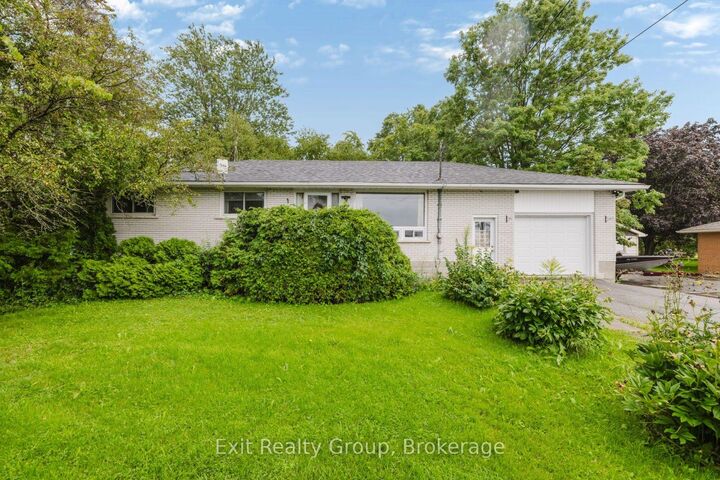 Property Photo:  142 Sunningdale Drive  ON K8N 4Z5 