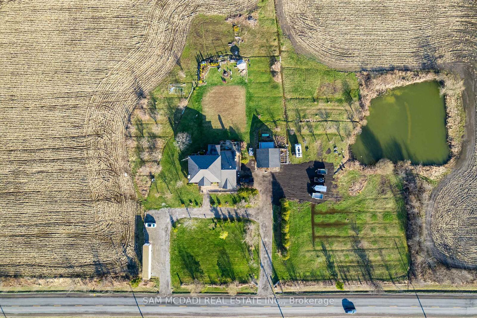 Property Photo: 225 Park Road S ON L3M 4E7