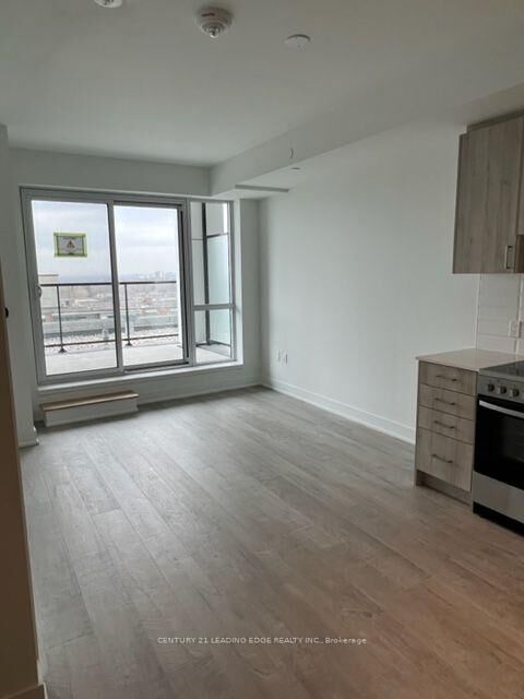 Property Photo: 50 George Butchart Drive 421 ON M3K 2C5