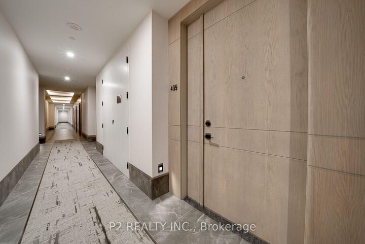 Property Photo: 2 Forest Hill Road 409 ON M4V 2L3