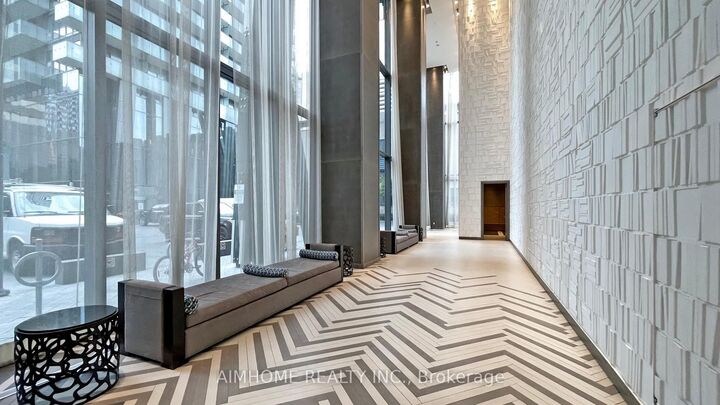 Property Photo:  65 St Mary Street 1401  ON M5S 0A6 
