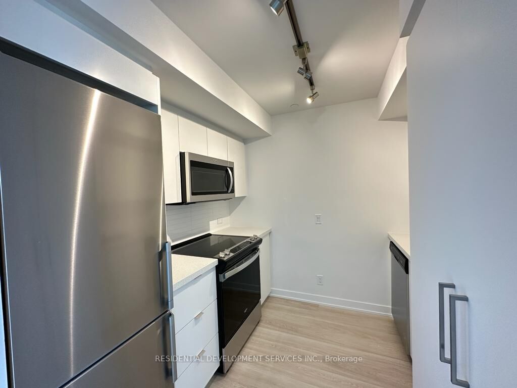 Property Photo:  30 Tretti Way 1205  ON M3H 0E3 
