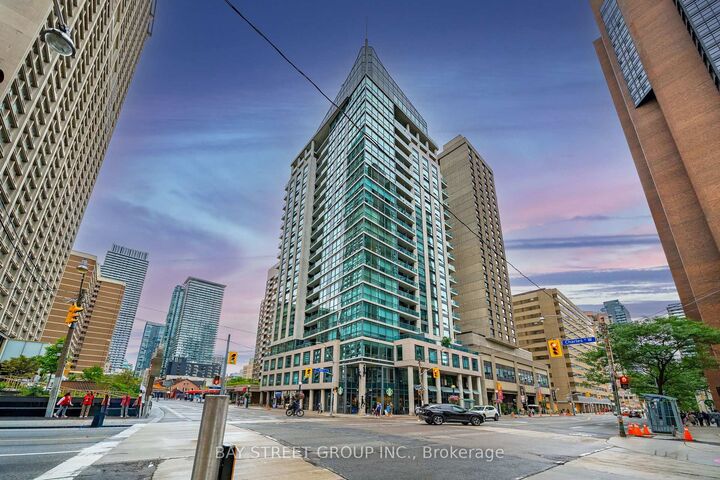 1121 Bay Street 805 — photo 1