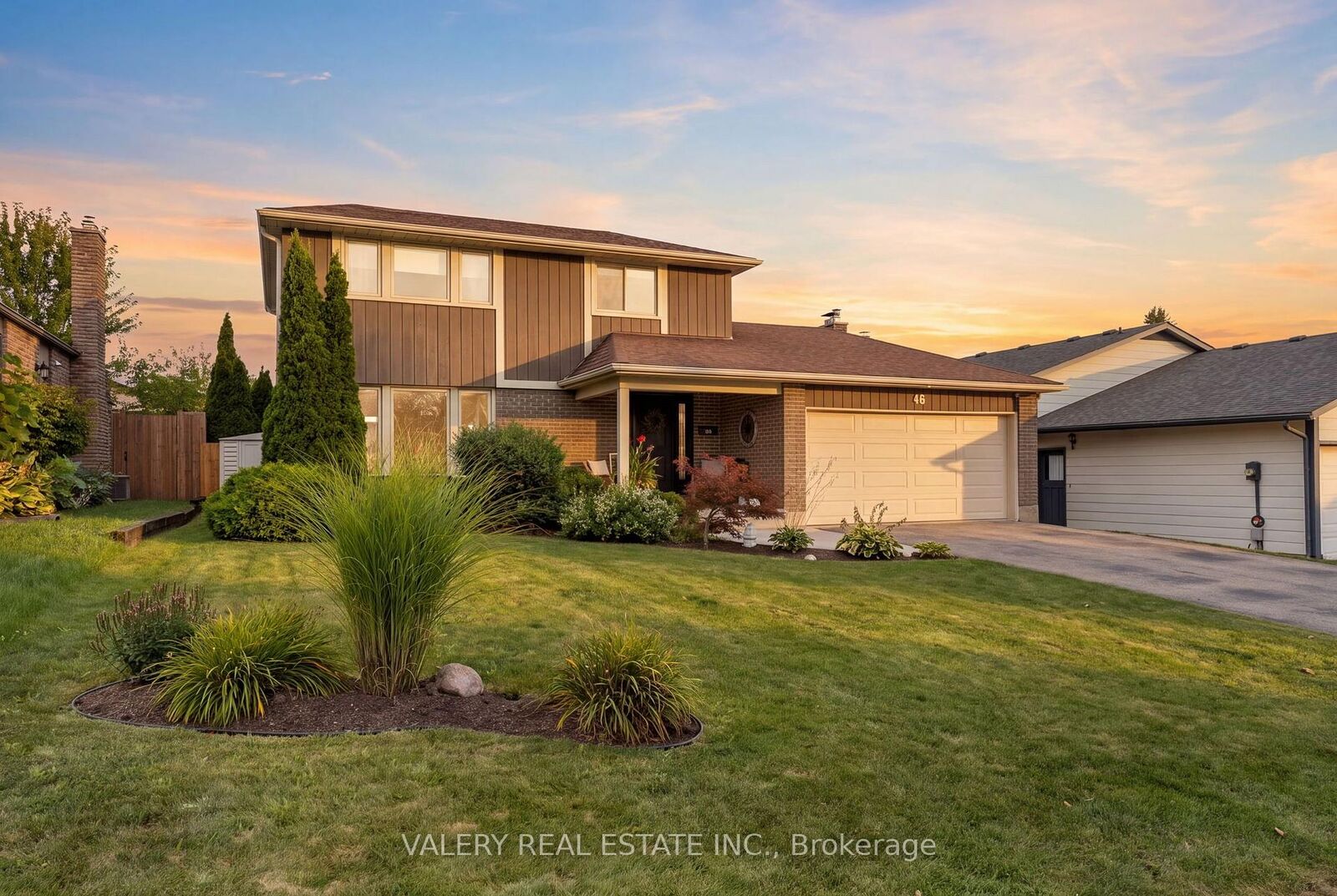 Property Photo:  46 Blackwell Drive  ON N2N 1P8 