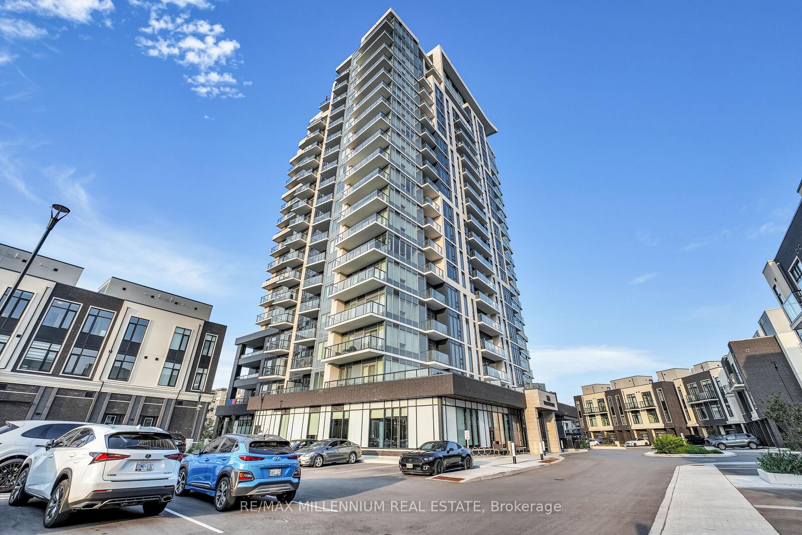 Property Photo:  385 Winston Road 1011  ON L3M 4E8 