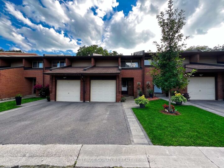 2301 Derry Road W 33 — photo 1