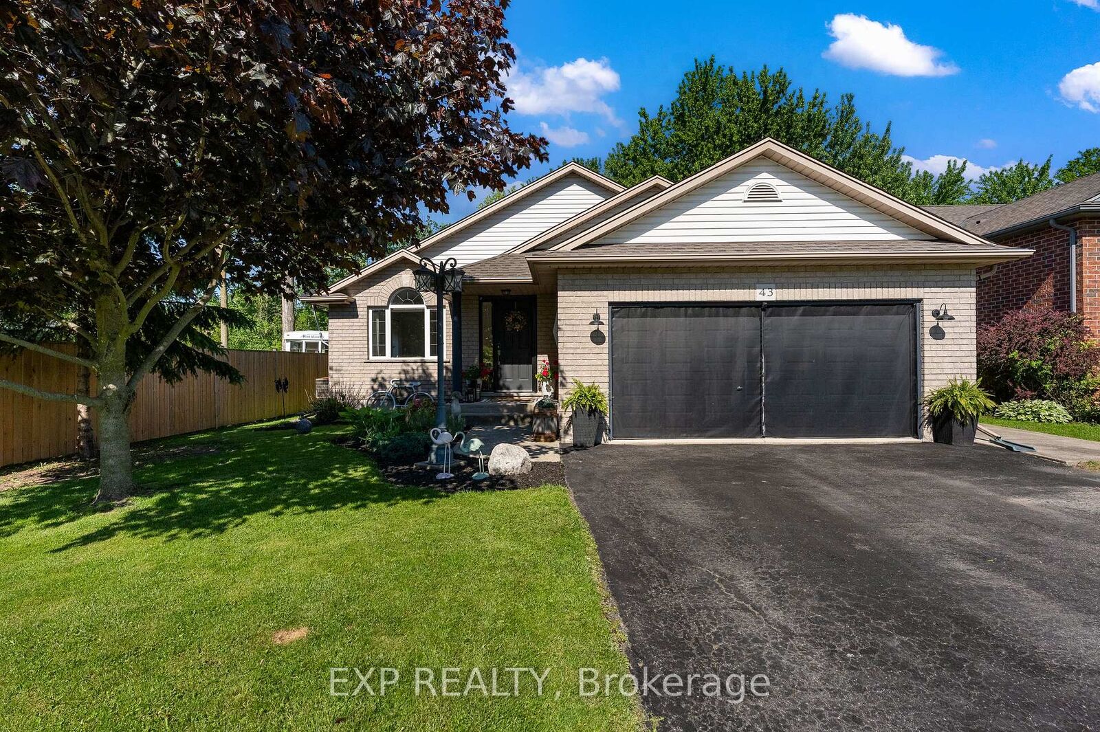 Property Photo:  43 Thorold Avenue  ON L0S 1K0 