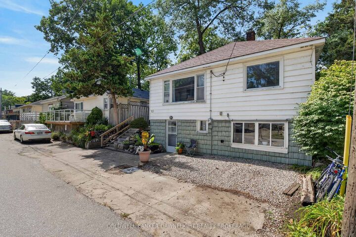 Photo de la propriété: 13 Warwick Avenue ON N0M 1T0