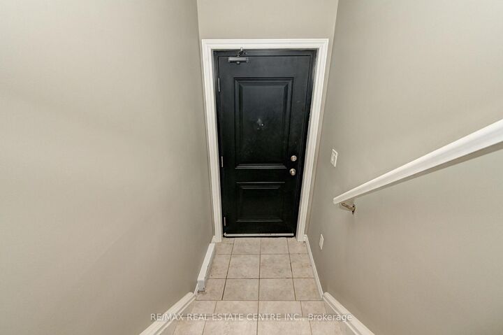 102 Wheat Lane — photo 1