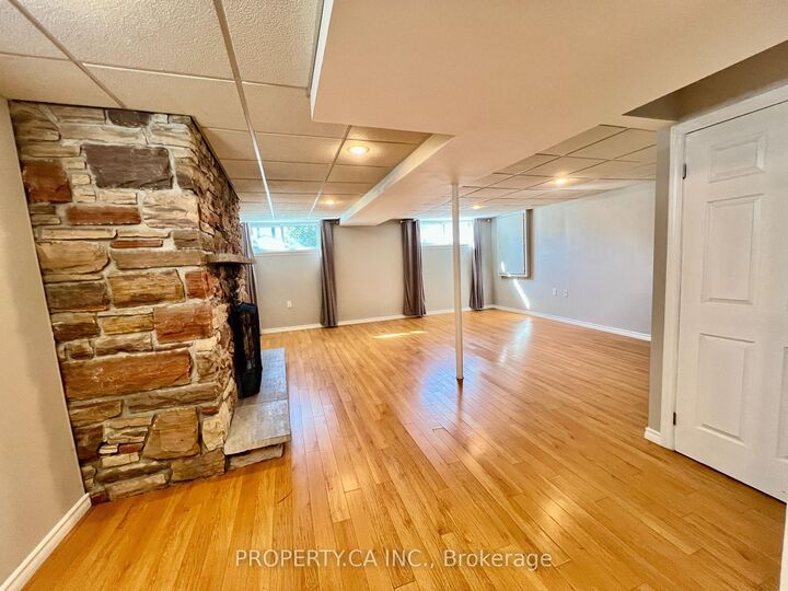 Property Photo:  205 Talbot Crescent Lower  ON L3Y 1A4 