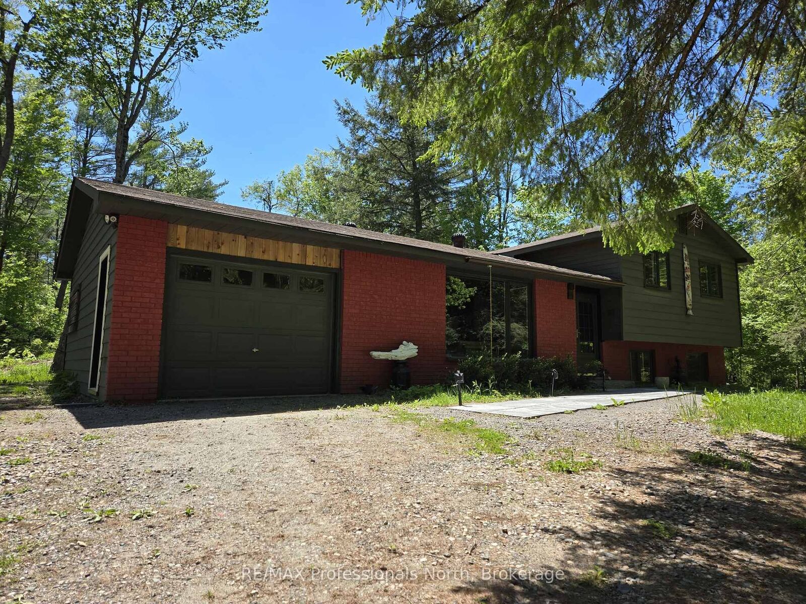 Property Photo:  1460 Peterson Road  ON P1L 1X1 