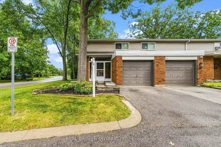 1270 Gainsborough Drive 61 — photo 1