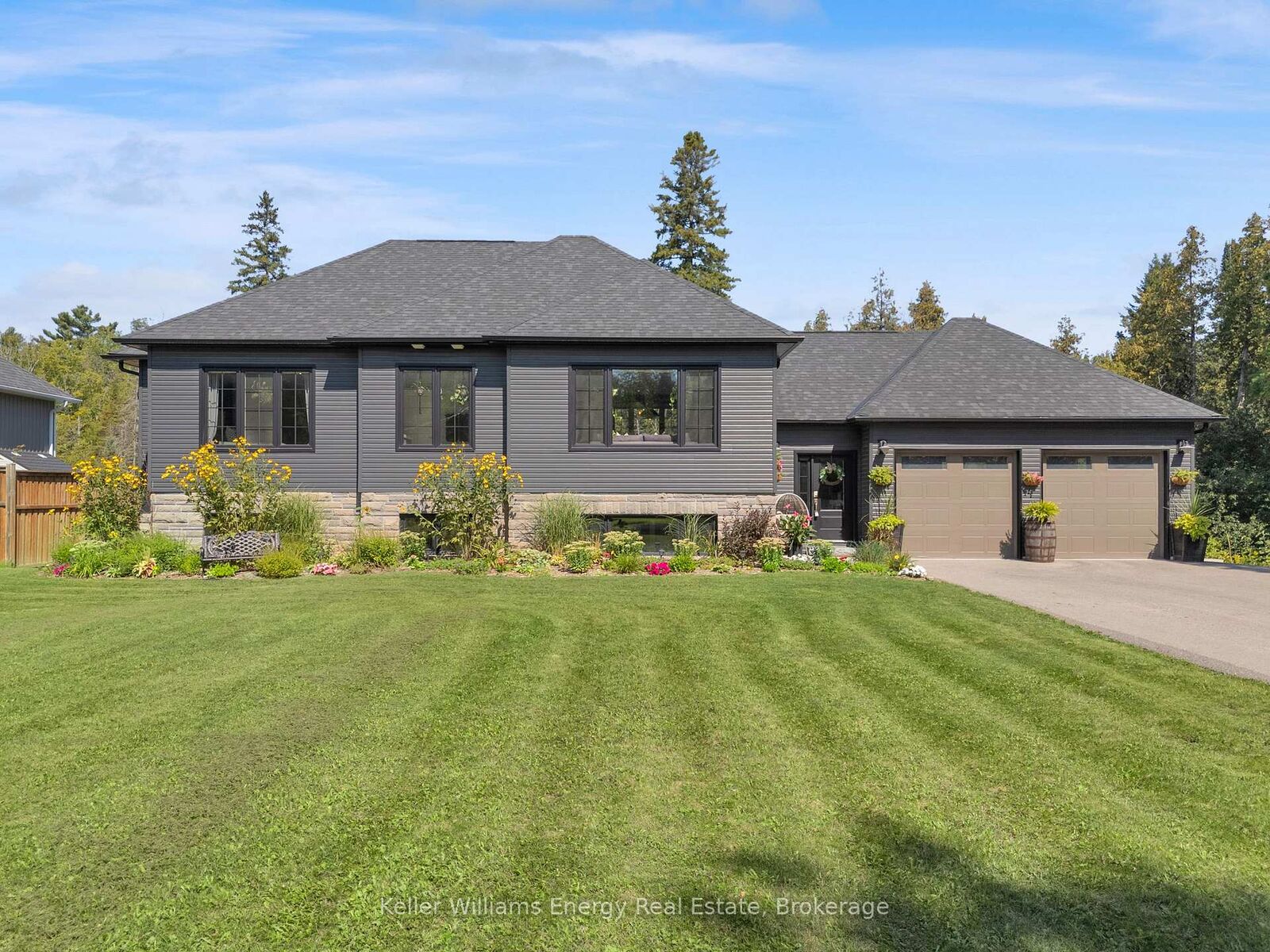 Photo de la propriété: 29 Waldweg Drive ON L0B 1B0