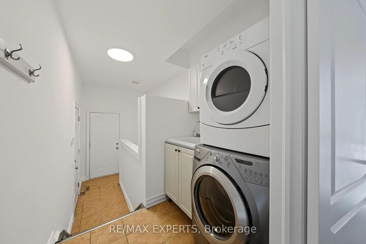 Property Photo: 12 Sweet Valerie Court ON L6A 0C6