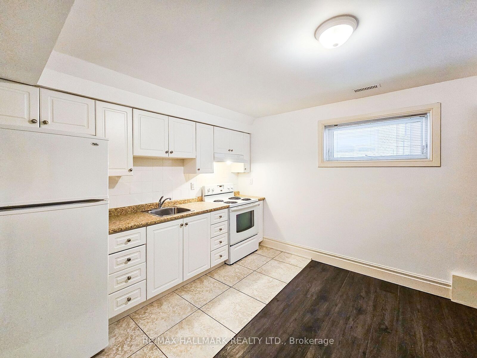 Property Photo:  22 Roberta Drive Basement 2  ON M6A 2J5 