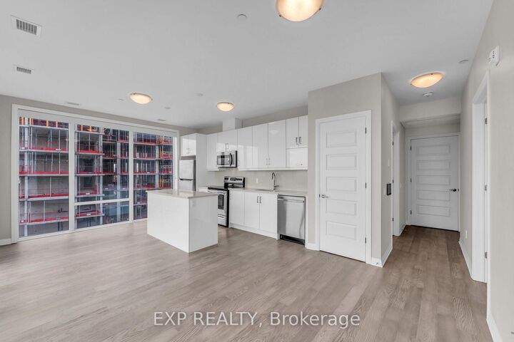 Property Photo:  95 Dundas Street W 416  ON L6M 5N4 