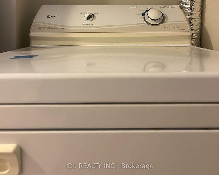 Property Photo: 23 Pineway Blvd Boulevard Unit A Bsmt ON M2H 1A3