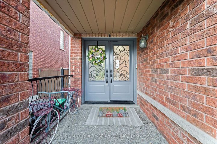 Property Photo:  24 Wakely Boulevard  ON L7E 2G9 