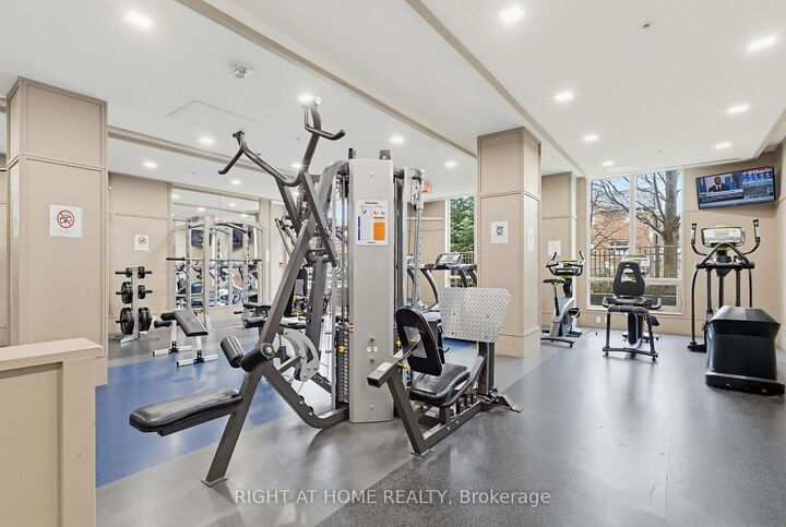 Property Photo:  2480 Prince Michael Drive Ph08  ON L6H 0H1 
