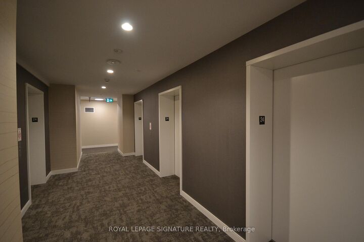 Property Photo:  70 Annie Craig Drive 2406  ON M8V 0G2 