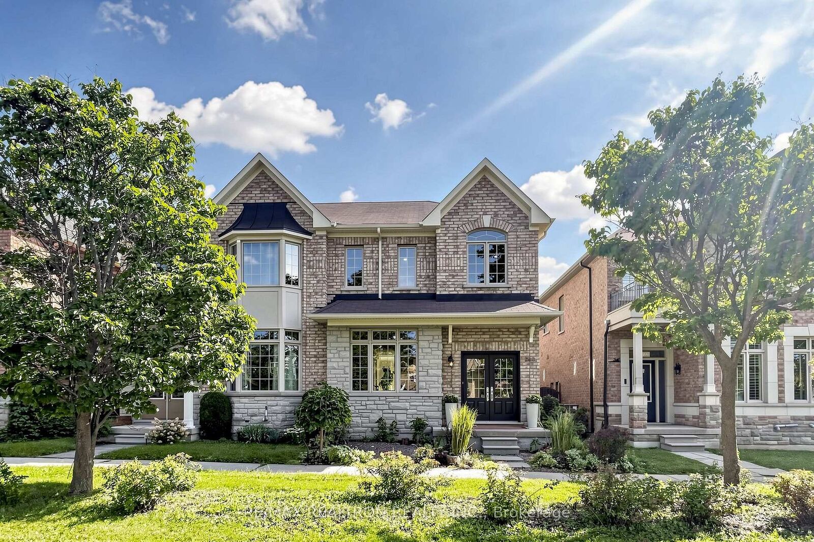 Property Photo: 343 Mingay Avenue ON L6E 0L4