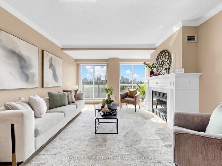 Property Photo: 1818 Bayview Avenue 701 ON M4G 4G6