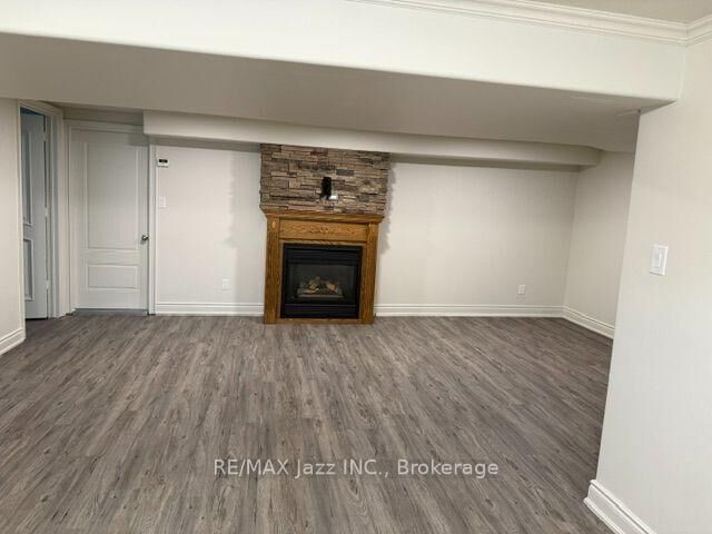 Property Photo:  105 Scott Street  ON L1N 3L2 