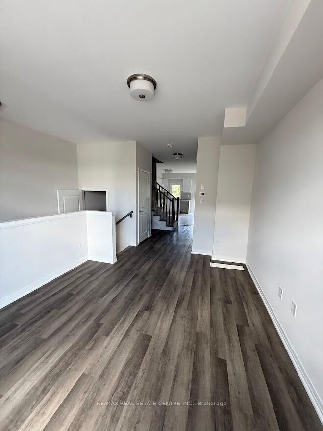 Property Photo: 313 Conklin Road 20 ON N3T 0Y8