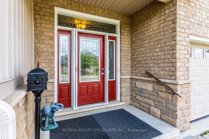 Photo de la propriété: 61 Jones Crescent ON N4G 5X5