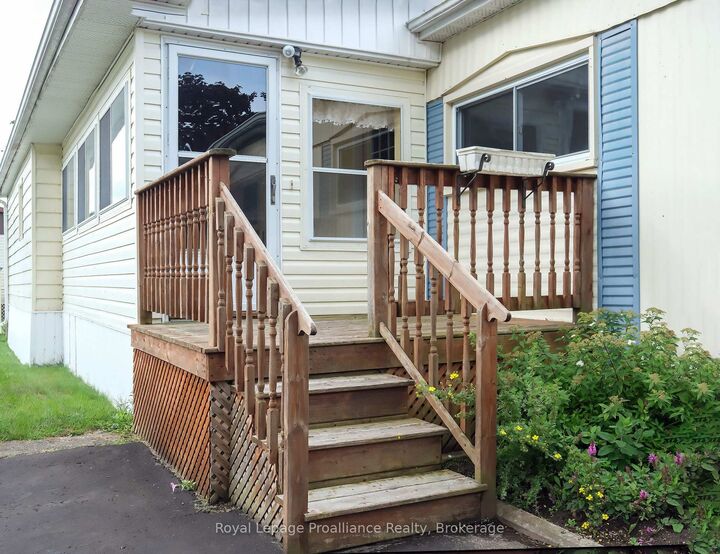 Property Photo: 8 Juniper Lane ON K8N 4Z3