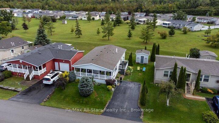 Property Photo:  51 Creekside Circle  ON K0M 1L0 