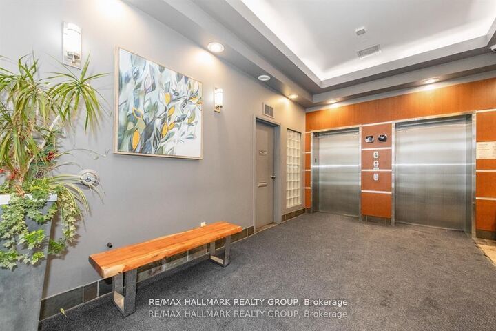 Property Photo:  1227 Wellington Street W 702  ON K1Y 0G7 