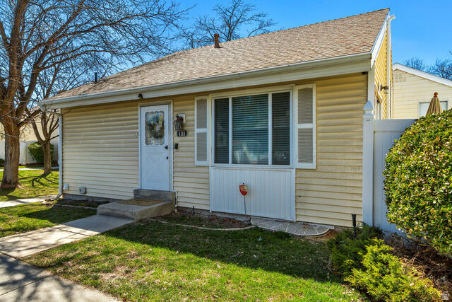 Property Photo:  4118 S Middlepark Ln  UT 84119 