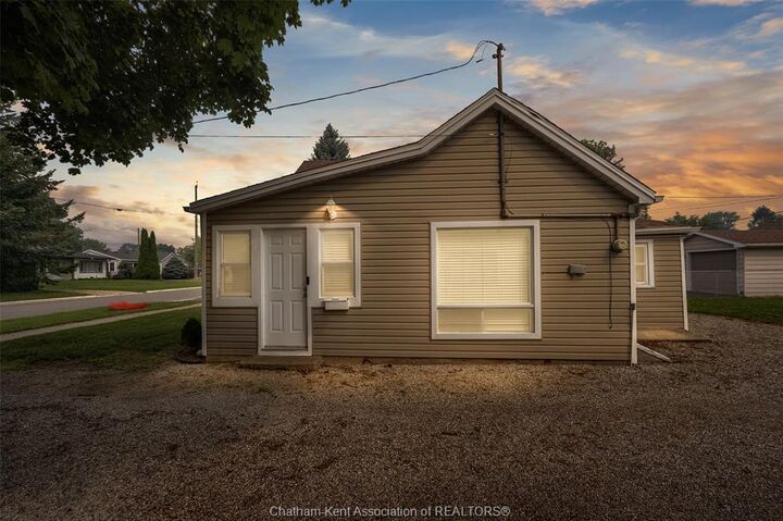 Property Photo: 133 Woods Street ON N7L 3P9