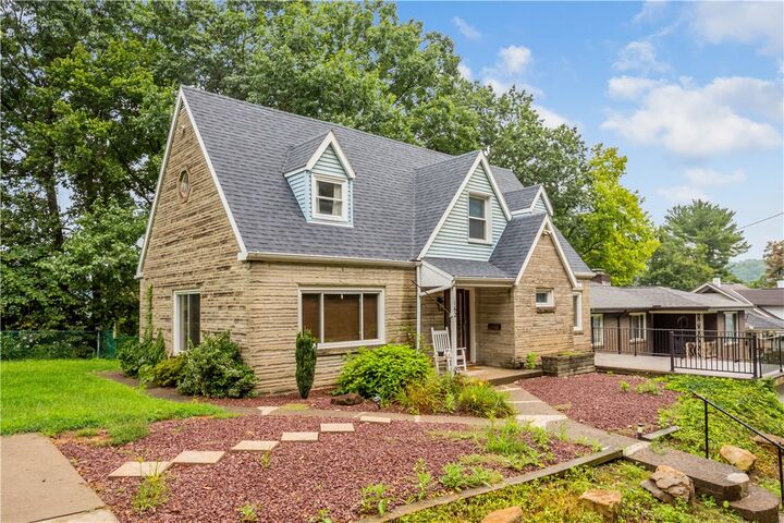 Property Photo:  162 Grandview Way  PA 15022 