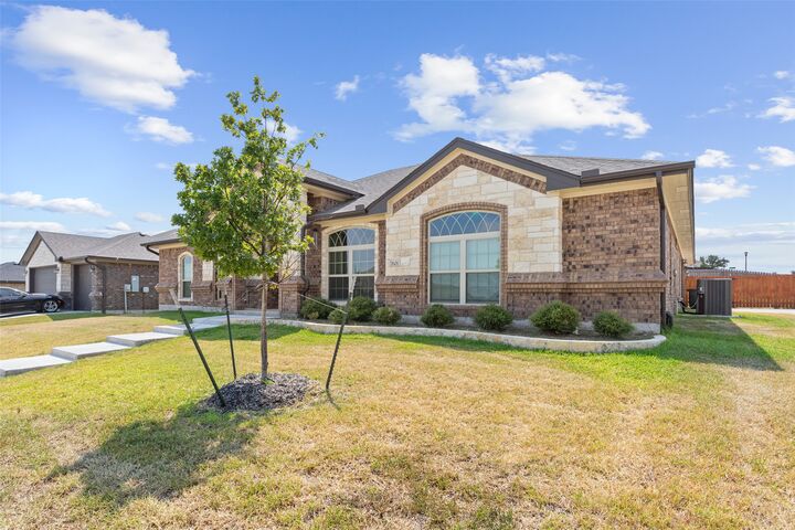 Property Photo:  7601 Silicon Drive  TX 76542 