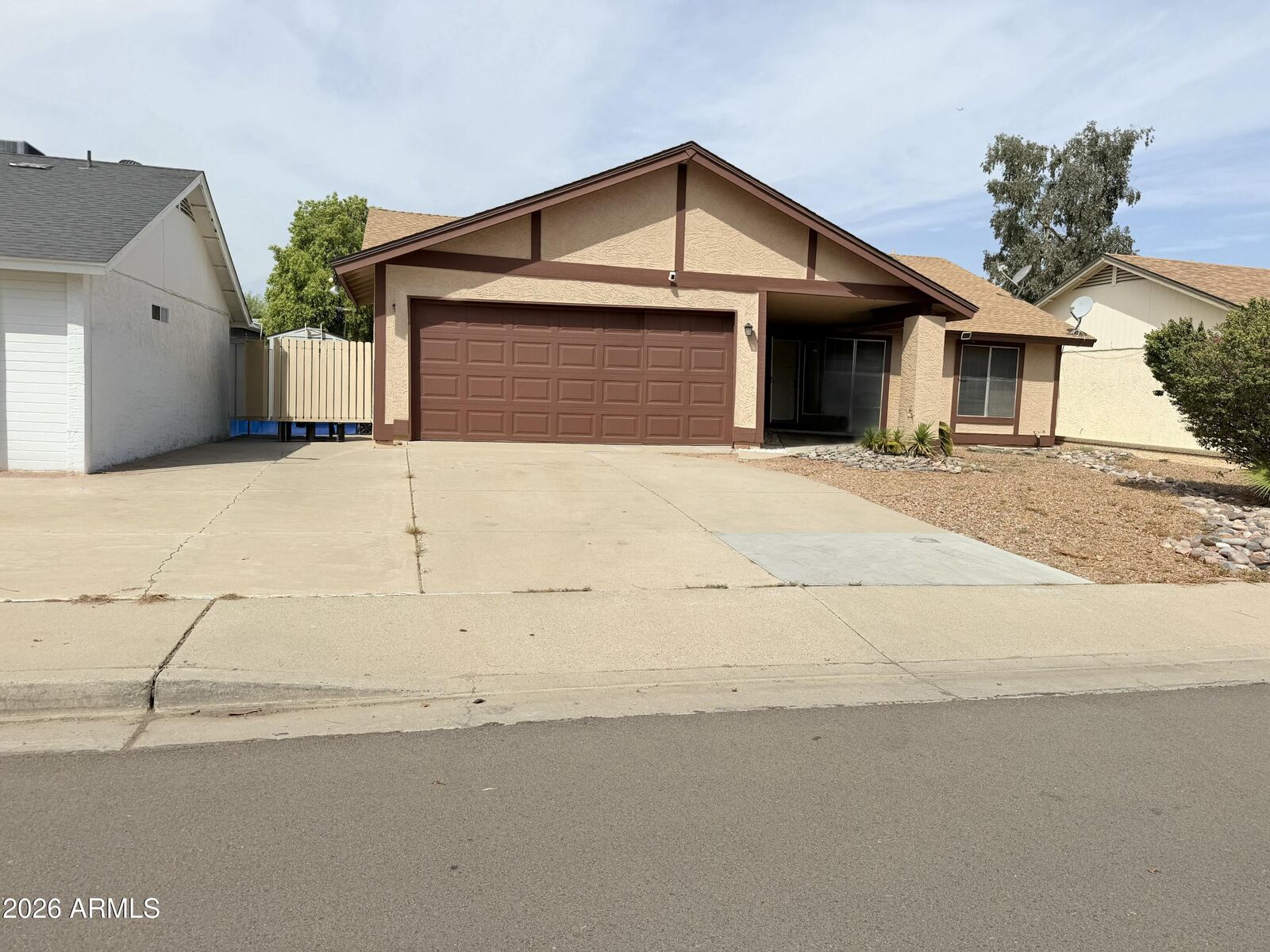Property Photo: 19606 N 3rd Avenue AZ 85027