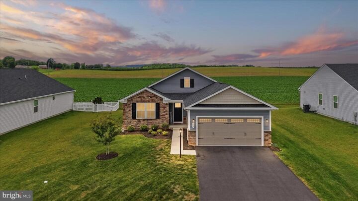 Property Photo: 469 Perspective Place WV 25427