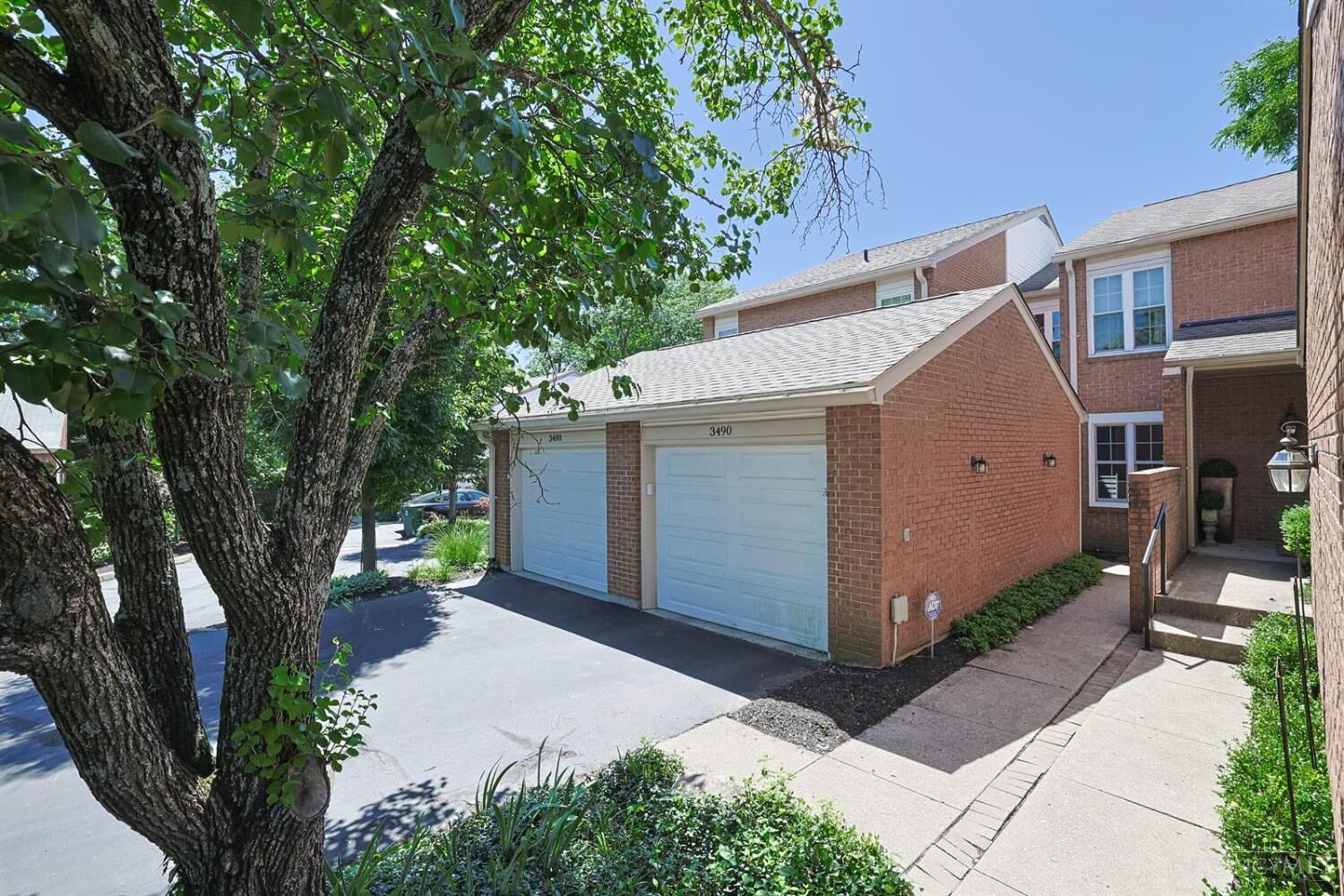 Property Photo: 3488 Forestoak Court OH 45208