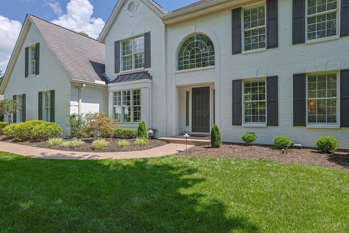 Property Photo: 7265 Timberknoll Drive OH 45242