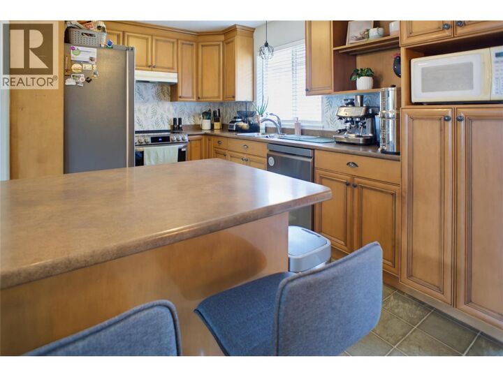 Property Photo: 1149 Raven Drive BC V2B 8P4