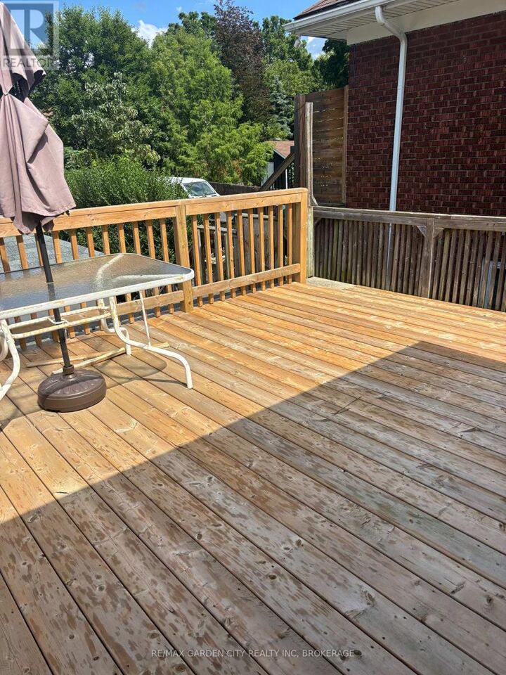 Property Photo: 6165 Barker Street 3 ON L2G 1Y5