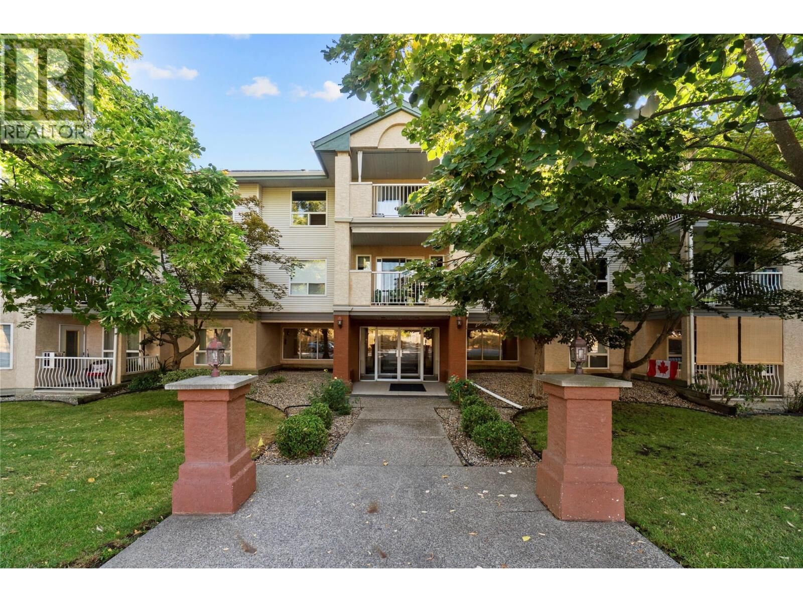 Property Photo: 250 5 Street Southeast 107 BC V1E 1J8